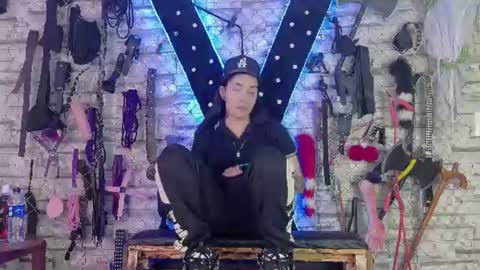 Snapshot of shatta_bdsm chatting on July 2026 03:21:02 PM shatta_bdsm online show from July 2026 03:21:02 PM