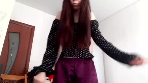 Annette online show from April 2026 06:55:02 AM