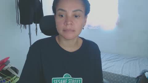 Shayna online show from April 2026 02:01:02 PM