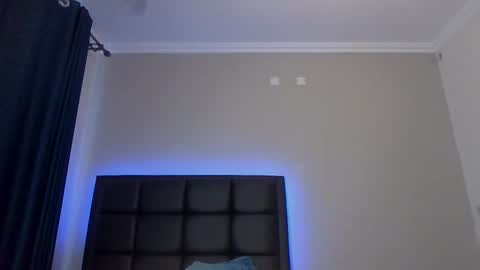 Shayne online show from October 2025 05:24:01 AM