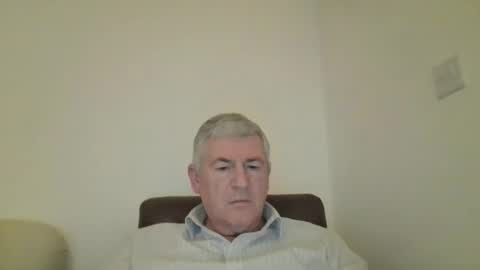 she52 online show from December 2025 05:32:01 PM