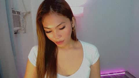 Snapshot of shealana69 chatting on December 2024 11:44:01 AM MY IG Shealana69 online show from December 2024 11:44:01 AM