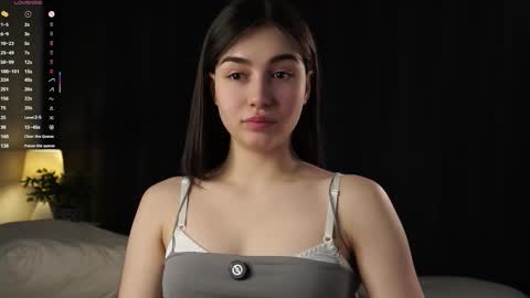 Tessa online show from March 2026 01:57:01 AM