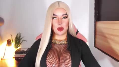 sheenafrost online show from March 2026 05:41:02 PM