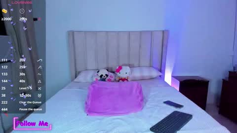 Danna   online show from December 2025 04:10:01 AM