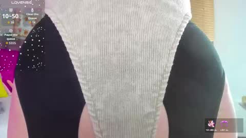 Snapshot of shelby_carson chatting on February 2026 12:58:01 PM Shelby cute online show from February 2026 12:58:01 PM