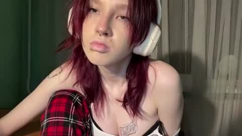 Snapshot of shellaatterbury chatting on July 2026 09:30:02 PM Peggy online show from July 2026 09:30:02 PM