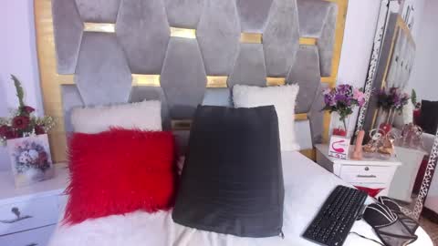 shellbydior online show from February 2025 11:03:02 PM