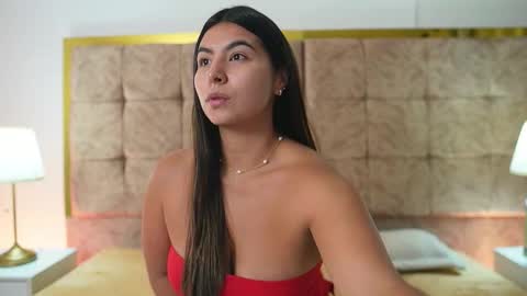 Snapshot of shelleymorell chatting on February 2026 12:09:02 PM Transmission schedule Monday - Friday 715 am to 200 pm time Colombia online show from February 2026 12:09:02 PM