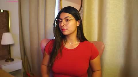 Snapshot of shelleymorell chatting on March 2026 12:33:02 PM Transmission schedule Monday - Friday 715 am to 200 pm time Colombia online show from March 2026 12:33:02 PM