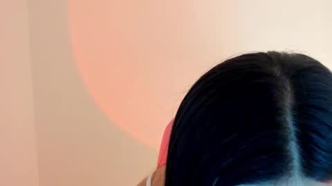   online show from October 2025 03:54:02 AM