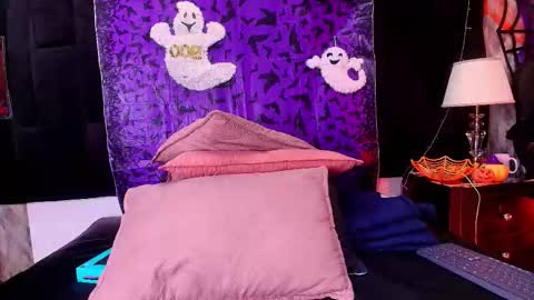 Shelsy online show from October 2025 11:55:01 AM