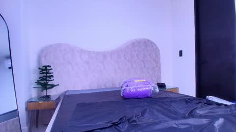 Shelsy online show from December 2025 11:52:01 AM