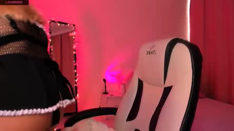 Sheril online show from September 2025 03:01:02 PM