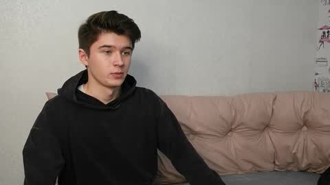 Max online show from October 2025 07:23:01 PM