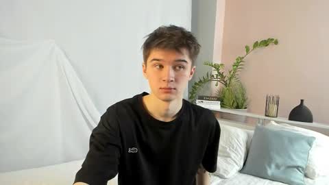 Max online show from February 2026 01:06:02 AM