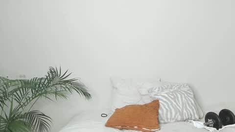 Sherlyn Adams online show from December 2024 11:18:01 AM