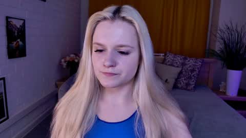 Snapshot of sherributlers chatting on June 2026 05:16:02 AM Sweet Sherri online show from June 2026 05:16:02 AM