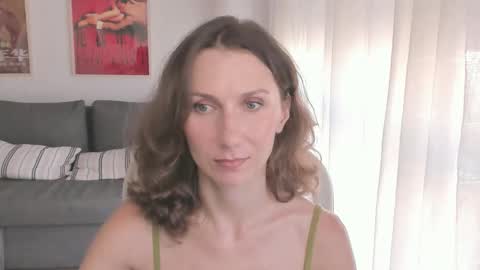 shesleepsnaked online show from October 2025 03:20:02 PM