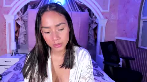 Sheyla online show from February 2025 05:24:01 PM