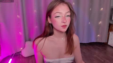 Snapshot of shimi_shimi_ chatting on September 2025 07:26:02 PM Samsa online show from September 2025 07:26:02 PM