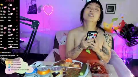 Snapshot of shinae_cocobae96 chatting on April 2026 02:46:02 AM coco bae 96 shin ae online show from April 2026 02:46:02 AM