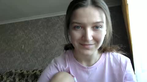 Jesica online show from March 2025 11:27:01 AM