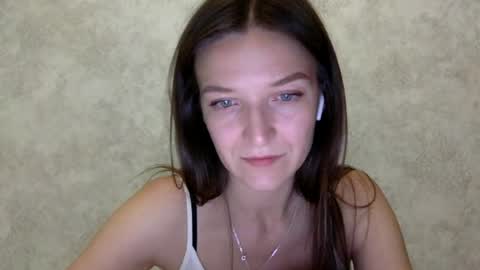 Snapshot of shining_pearl chatting on July 2026 08:59:02 PM Jesica online show from July 2026 08:59:02 PM