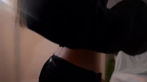 Nika online show from September 2025 12:11:01 AM