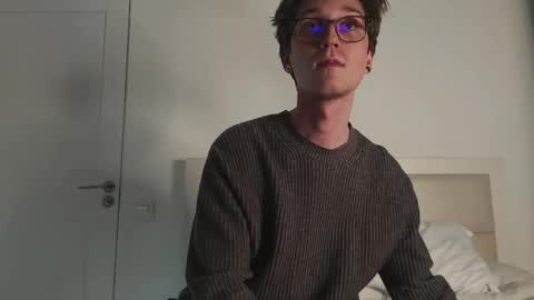 Matthew online show from April 2026 09:23:01 PM