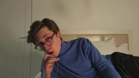 Matthew online show from April 2026 07:58:02 PM