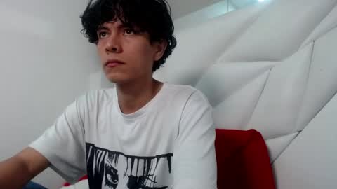 Snapshot of shirowitheb chatting on April 2026 12:21:02 PM SHIRO online show from April 2026 12:21:02 PM