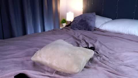 Naomi online show from May 2026 02:45:01 PM