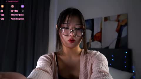 Naomi online show from May 2026 12:35:02 PM