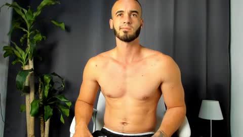 Shooter online show from October 2025 01:09:02 AM