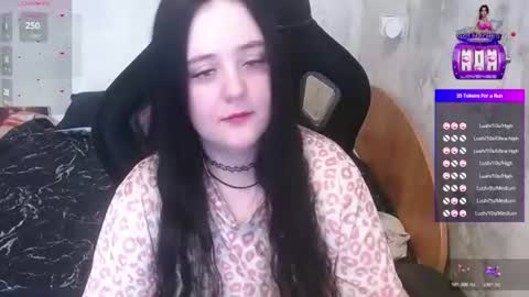 Snapshot of show_for_you chatting on June 2026 01:11:01 PM show_for_you online show from June 2026 01:11:01 PM