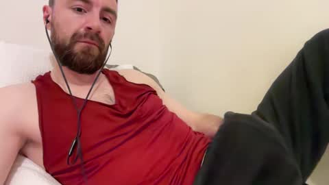 Snapshot of show_jizzness chatting on March 2025 08:46:02 PM show_jizzness online show from March 2025 08:46:02 PM