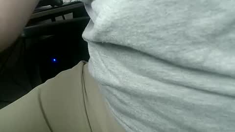 show_off_89 online show from October 2025 03:07:02 AM