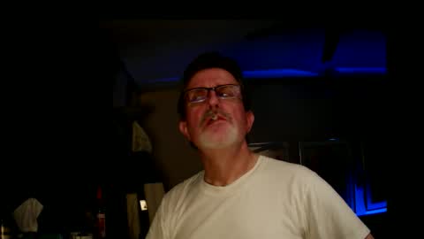 Snapshot of shrewtamer chatting on November 2025 03:05:01 AM shrewtamer online show from November 2025 03:05:01 AM