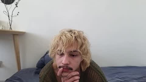 Snapshot of shy_boy17 chatting on February 2026 10:10:01 AM your shy boy online show from February 2026 10:10:01 AM