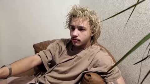 Snapshot of shy_boy17 chatting on February 2026 02:57:02 PM your shy boy online show from February 2026 02:57:02 PM