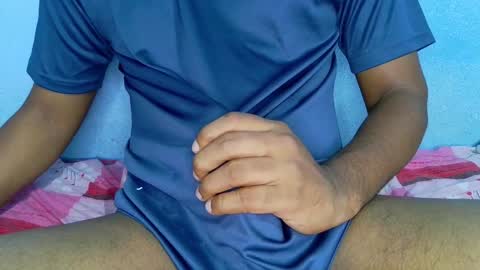 Snapshot of shy_eyes_ chatting on December 2024 04:20:01 AM shyeyes online show from December 2024 04:20:01 AM