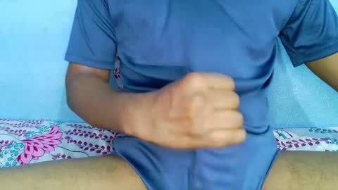 Snapshot of shy_eyes_ chatting on December 2024 02:24:02 PM shyeyes online show from December 2024 02:24:02 PM