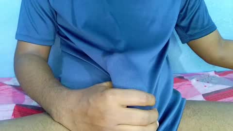 Snapshot of shy_eyes_ chatting on December 2024 02:46:02 AM shyeyes online show from December 2024 02:46:02 AM