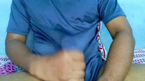 Snapshot of shy_eyes_ chatting on January 2025 03:10:01 PM shyeyes online show from January 2025 03:10:01 PM