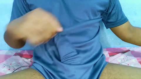 Snapshot of shy_eyes_ chatting on February 2025 03:04:01 PM shyeyes online show from February 2025 03:04:01 PM