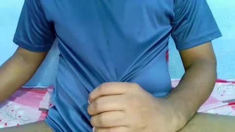 Snapshot of shy_eyes_ chatting on March 2025 07:32:02 AM shyeyes online show from March 2025 07:32:02 AM