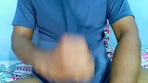 Snapshot of shy_eyes_ chatting on March 2025 03:08:02 AM shyeyes online show from March 2025 03:08:02 AM