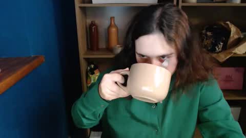 shy_lil online show from October 2025 11:21:01 AM