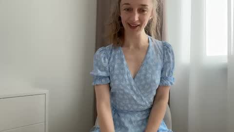 Snapshot of shy_schoolgirl_ chatting on June 2026 12:04:02 PM shy_schoolgirl_ online show from June 2026 12:04:02 PM